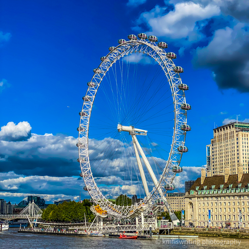 London Eye Ferris Wheel England attractions on River Thames