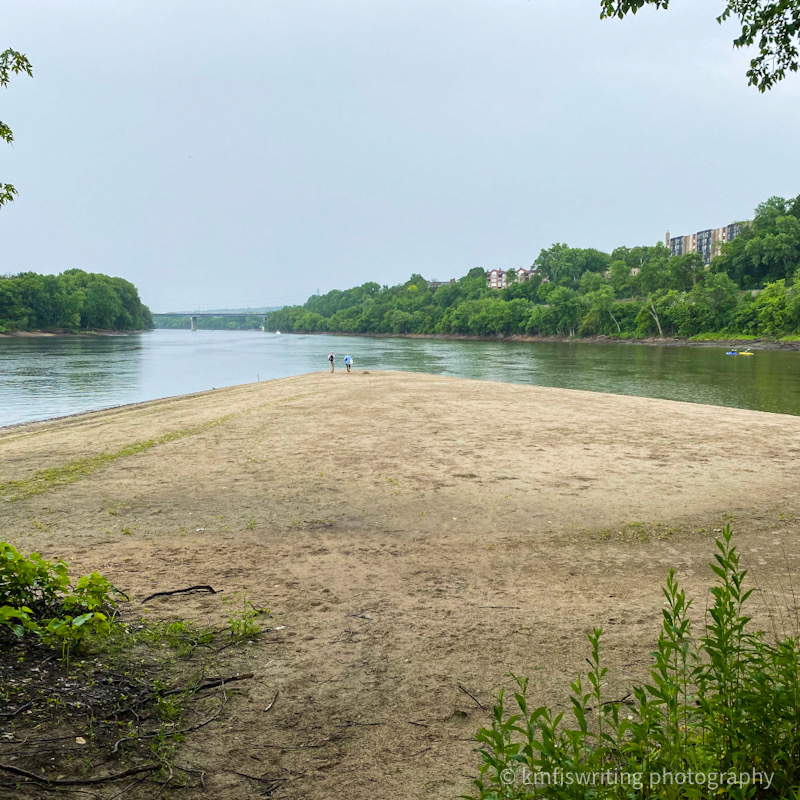 Confluence of Minnesota and Mississippi Rivers at Fort Snelling State Park Best state parks in St. Paul, Minnesota