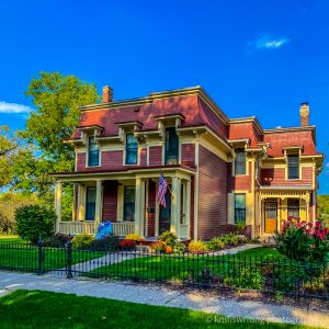 Best historic homes and architectural tour in Galena lllinois Trolley tours