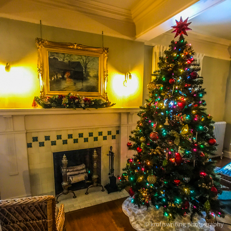 Glensheen Mansion holiday Christmas tour